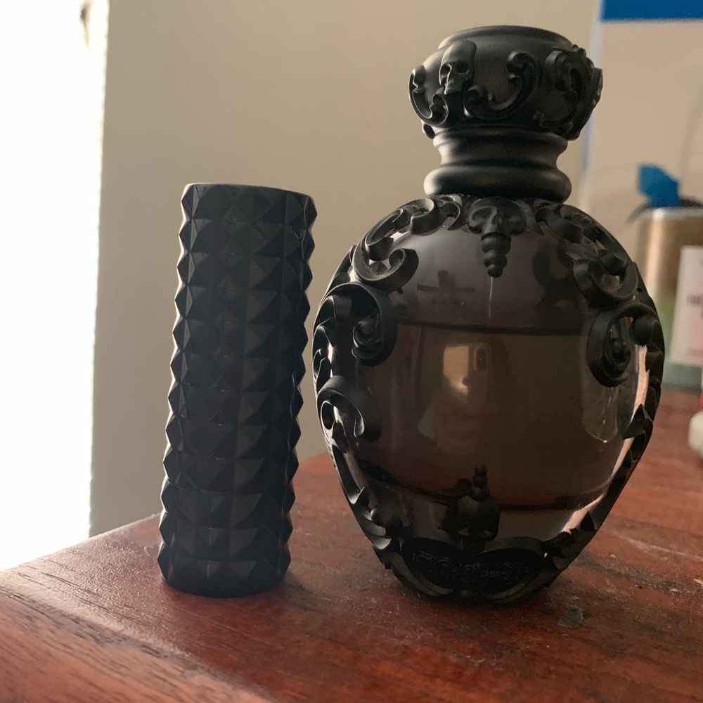 Kat von D lipstick and sinner